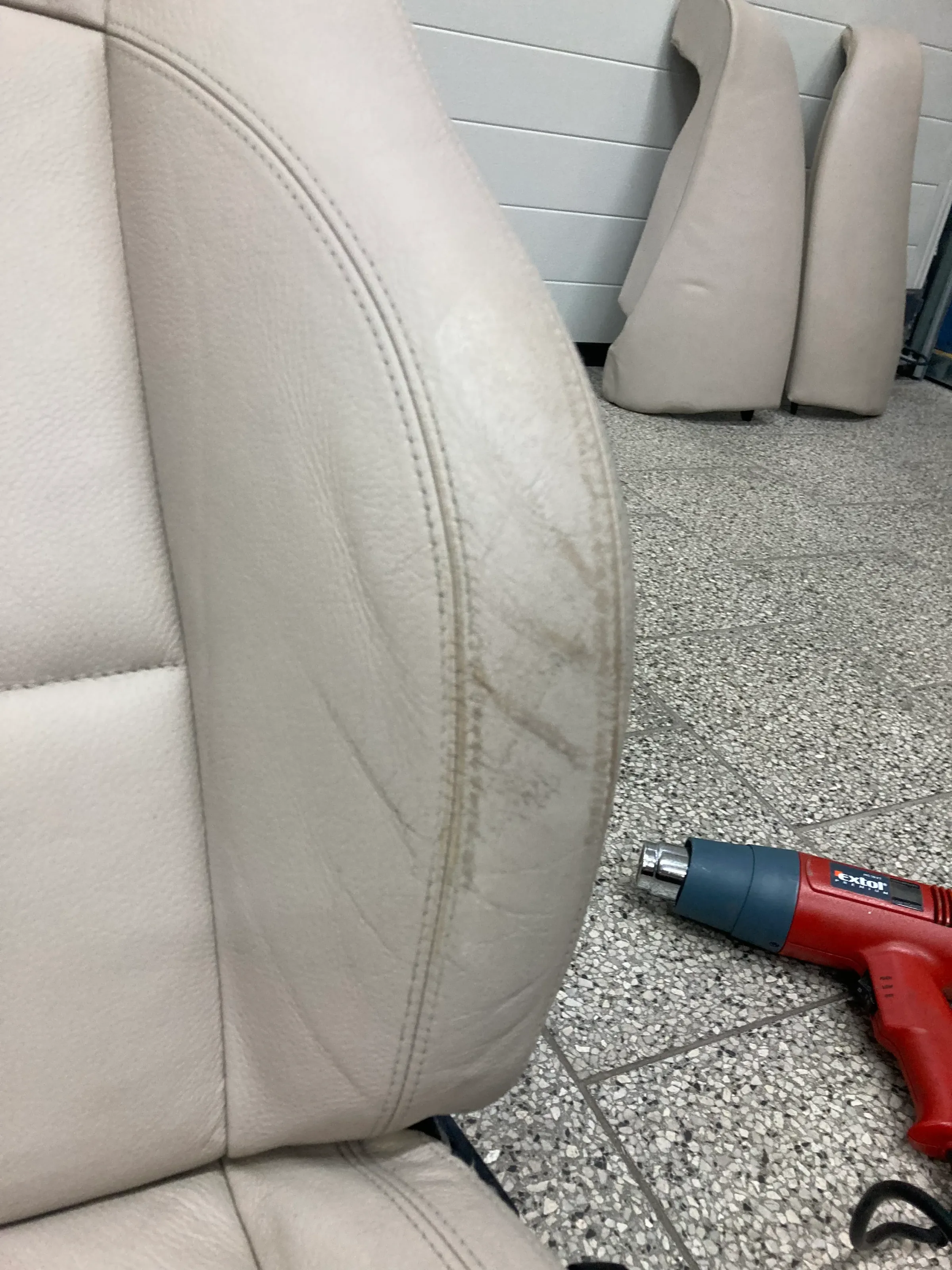 Renovace kůže – fotografie 3