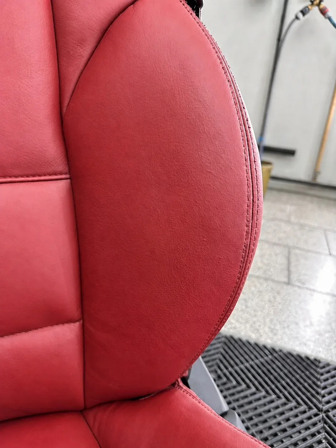 Renovace kůže – fotografie 12